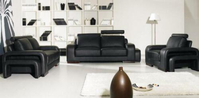 Tre divani a tre posti in pelle e tessuto da designer sofa couch.
