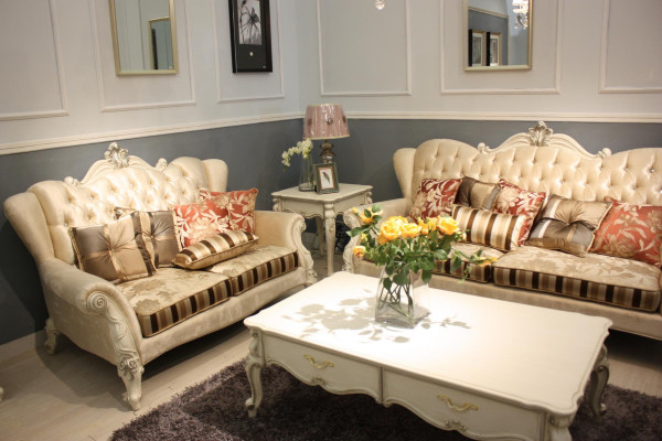 Set di 4 pezzi Chesterfield classico. Set di divani, divano, sofà, imbottito.