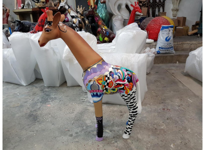 Astratto decorativo figura statua scultura figure statue sculture giraffa giraffa.