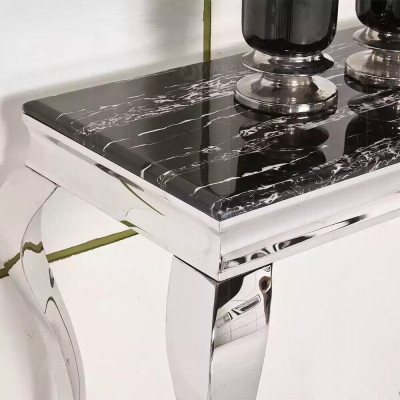 Mobile appendiabiti in metallo in acciaio inossidabile Mobile da console in legno di rovere di lusso.