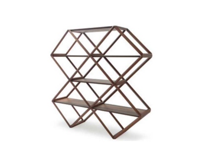 Scaffale per libri, classico armadio in legno, design di arredamento per l'ufficio.