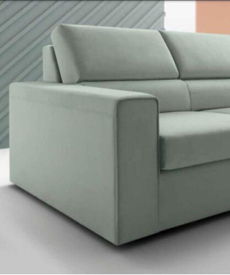 Moderno Divano Design di lusso a 3 posti Rivestito in tessuto verde chiaro in legno by alfitalia