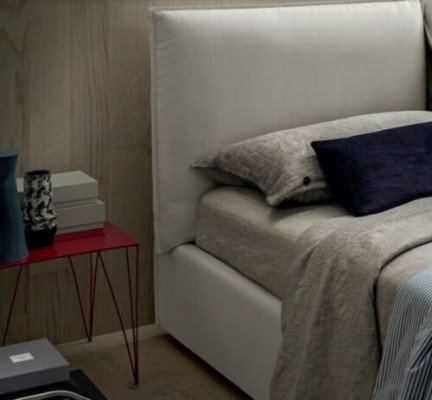 Letto imbottito matrimoniale design in legno di lusso camera da letto testile italiano