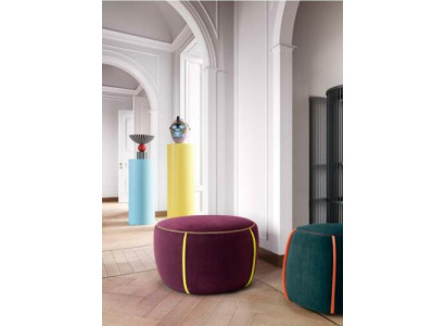 Design ovale poggiapiedi imbottito con seduta tessile Ottoman Pouf