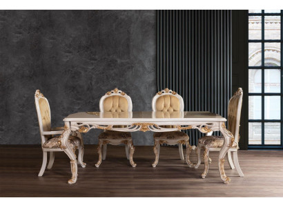 Mobili classici da sala da pranzo beige, tavolo da pranzo design con sedie imbottite Chesterfield.