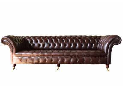 Divano Chesterfield divano imbottito in pelle marrone designer.