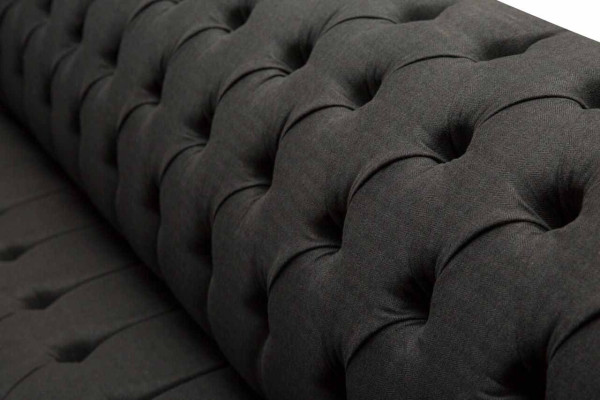Divano Chesterfield 4 posti in tessuto nero per soggiorno design.