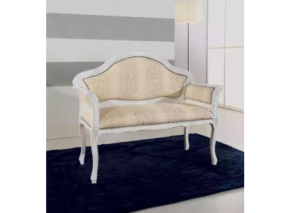 Beige panchina imbottita classica da designer per soggiorno, mobili seduta nuovi di lusso.