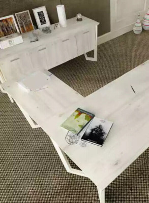Moderna scrivania bianca di lusso angolare in legno per ufficio moderno.