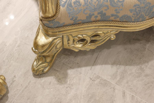 Set di 6 sedie da pranzo in legno di design in stile antico di lusso, nuove. Set di 6 sedie da pranzo in legno di design in stile antico di lusso, nuove.