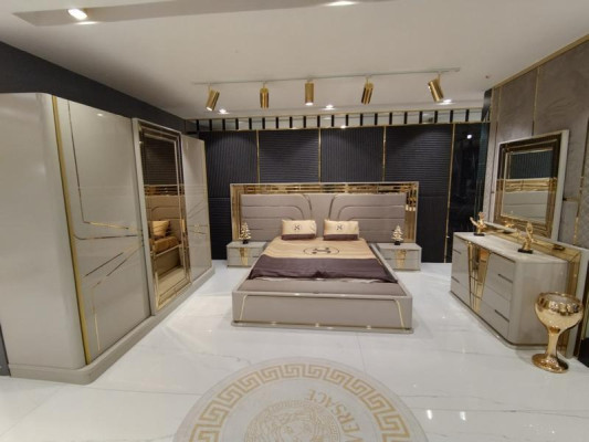 Camera da letto Letto completo 2 comodini Armadio Comò con specchio