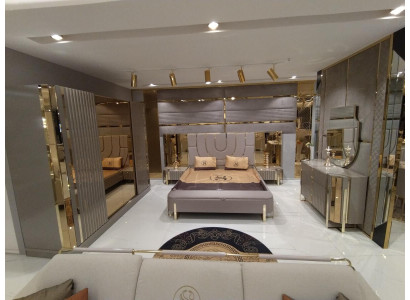 Set camera da letto di lusso. Letto completo con due comodini e armadio 4 pezzi.