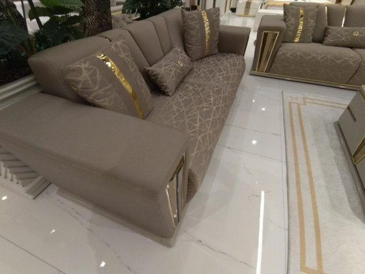 Divano moderno a 3+3 posti con poltrona in tessuto grigio. Divano a 3 posti di lusso completo a 2 pezzi.