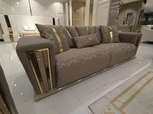 Moderno set di divani 3+3+1 posti in tessuto con design di 3 posti. Set composto da 3 elementi, nuovo.