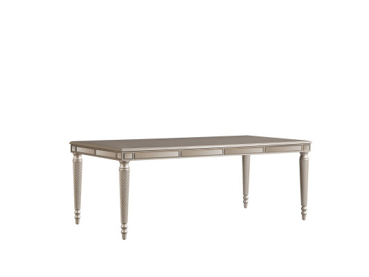 Tavolo da pranzo beige tavolo da pranzo design in legno moderno mobili di lusso.   Tavolo da pranzo beige design in legno moderno mobili di lusso.