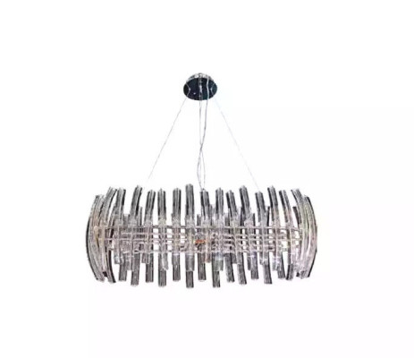 Candelabro di cristallo per il soggiorno in un lussuoso colore cromo.