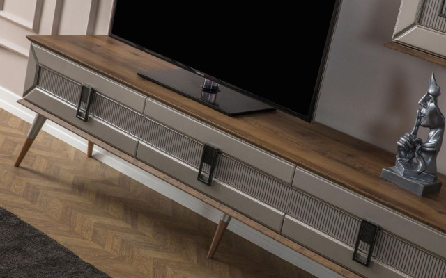 Arredamento di design per il soggiorno, supporto TV in legno, scaffali, tavolino, RTV nuovo.