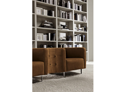 Sedia di lusso imbottita marrone, stile italiano, design moderno, mobili per il soggiorno, nuovo. 