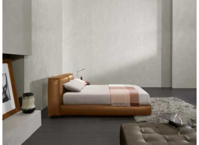 Letto matrimoniale imbottito di lusso per camera da letto, letto matrimoniale in tessuto marrone.