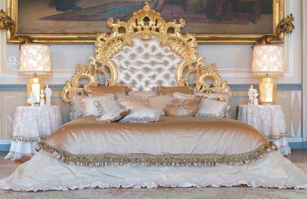 Letto Chesterfield Mobili italiani Arredamento Barocco Rococò Oro Letti in pelle