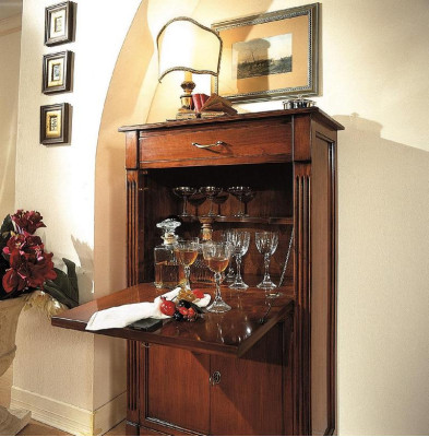 Comò Armadi in legno Credenza Mobili Comò Madia Armadio Classico nuovo