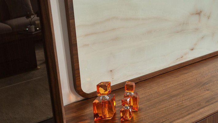 Set soggiorno di lusso composto da mobile TV e cornice TV 2 pezzi. nuovo