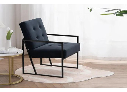 Accogliente poltrona nera in tessuto metall textile di alta qualità.