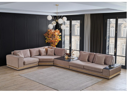 Divano a L beige, elegante salotto, divano design, arredi imbottiti.