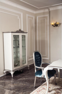 Design sala da pranzo Set 8 pezzi Sedia Comò Vetrina Specchio Tavoli da pranzo Legno