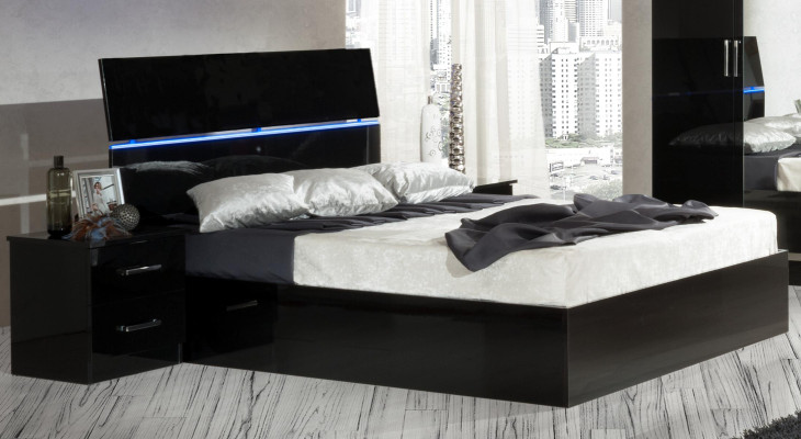 Set completo camera da letto con comò, letto, armadio, comodino e 6 pezzi.