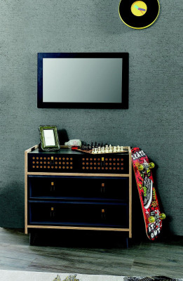 Camera da giovane con specchio, console di lusso, mobili per console, blu.