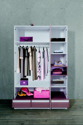 Armadio da sogno per bambini in bianco per la camera da letto