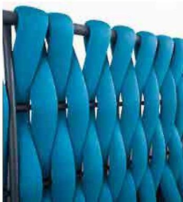 Set da terrazza, set di divani di lusso, divano a tre posti, divano a due posti, tavolino.