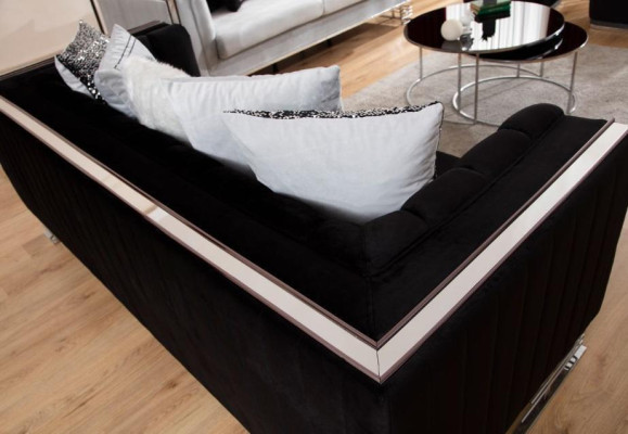 Divano salotto bianco-nero, divani in tessuto a tre posti e poltrona imbottita.