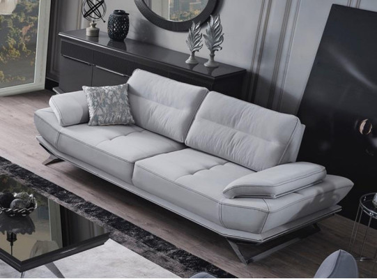 Comfort e stile in un insieme divano a 3 posti arredamento soggiorno