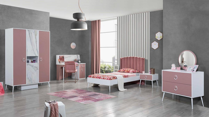 Sedia rosa a sedile singolo design, imbottita, in metallo.