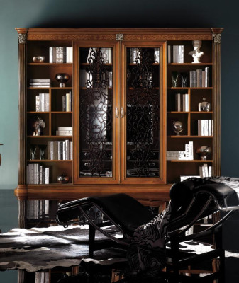 Mobile porta TV in legno massiccio realizzato in legno massello nuovo.   Mobile porta TV in legno massello realizzato in legno massello nuovo.