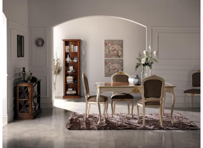 Tavolo in legno vero, stile barocco antico classico.
