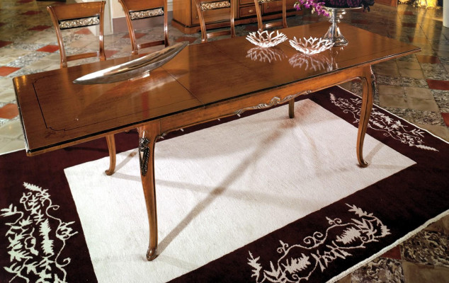 Tavoli da pranzo Mobili 110x110cm Tavoli in legno Design Camere da letto Tavolo in legno Tavolo Classico