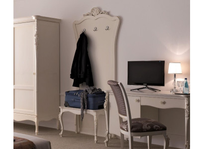 Pavimento con ganci imbottiti per attaccare al muro l'appendiabiti, nuovo stand appendiabiti.