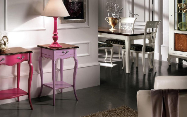 Classica consolle per comodino notturno da camera in legno nuovo