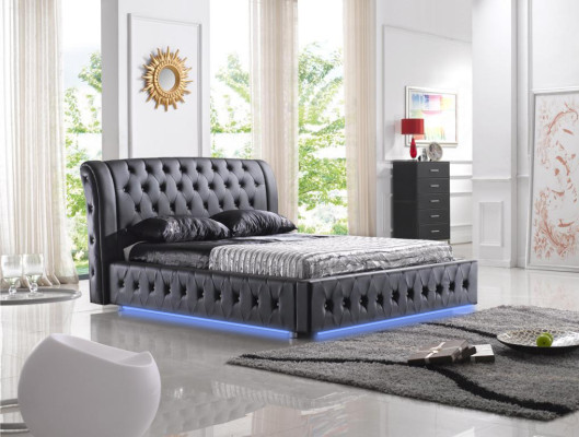 Design dell'hotel moderno Letto XXL Letti di lusso Doppio Chesterfield in pelle