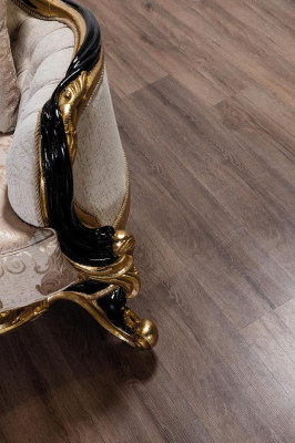 Sofà classico di lusso con poltrone set soggiorno 3 + 1 posti Chesterfield.