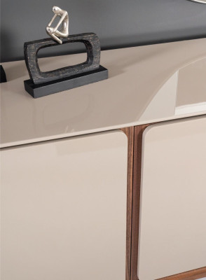 Set da pranzo con tavolo, 4 sedie, panca, credenza, specchio - 8 pezzi.
