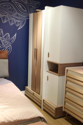 Armadio Armadi Armadio Design Legno Camera da letto dei bambini Moderno Mobili Nuovo