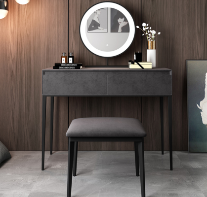 Grigio tavolo da trucco, toletta design con cassetti e cassettiera per cosmetici.