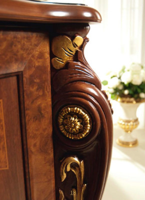 Mobili classici da parete Vetrina Comò Armadio credenza Barocco Rococò
