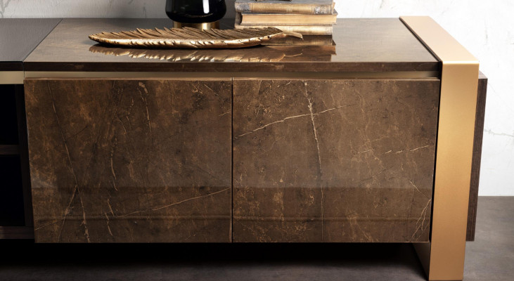 Armadio per abiti di lusso, armadi per abiti di design, mobili lucidi per la casa in legno nuovo.