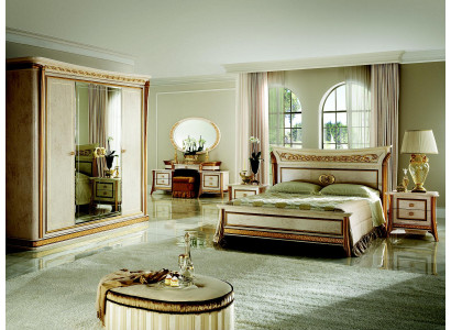 Letto reale reale antico Camera da letto Letto imbottito Barocco Rococò Designer