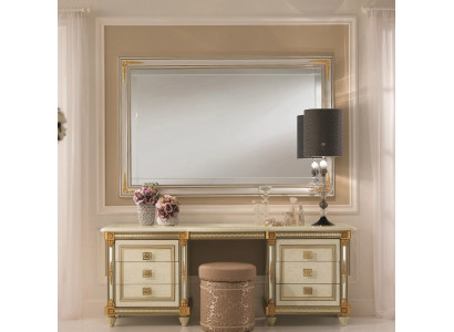 Specchio da parete di design in stile classico, grande specchio arredoclassic per il soggiorno.